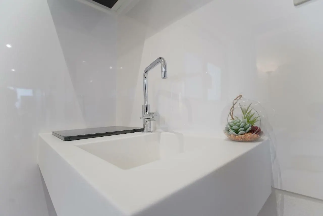 Dandelion Apartment Tokyo